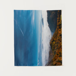 Tapete De Parede Montanhas do outono e nevoeiro no vale