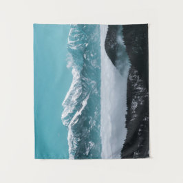 Tapete De Parede Montanhas majestosas ascensões sobre o vale nebulo