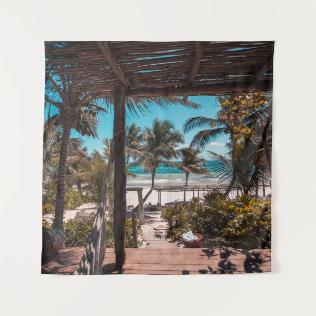 Tapete De Parede Nipa hut sob palmeiras de coco (Frente)