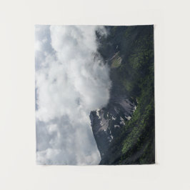 Tapete De Parede Nuvens que cobrem montanhas