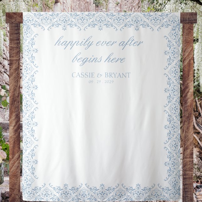 Tapete De Parede Panorama de Casamento do Conto Azul e Branco Elega (elegant happily ever after personalized wedding tapestry backdrop blue and white bride groom names)