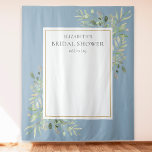 Tapete De Parede Plano de fundo de fotos do Chá de panela de folhag<br><div class="desc">Apresentando delicadas folhas de cor d'água em fundo azul empoeirado,  este pano de fundo de foto de chá de panela chic pode ser personalizado com o nome da noiva e data especial. Projetado por Thisnotme©</div>