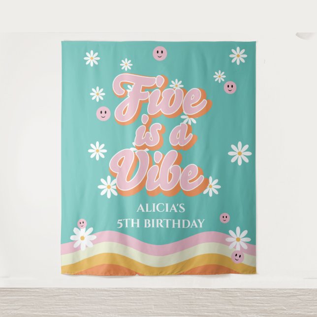 Tapete De Parede Retro Rainbow FIVE é um 5 Vibe Groovy Aniversário (Frente)