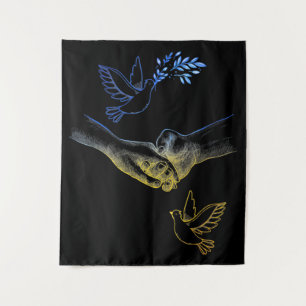 Tapete De Parede Rezar Pela Ucrânia, Casal Realista Com Mãos 2