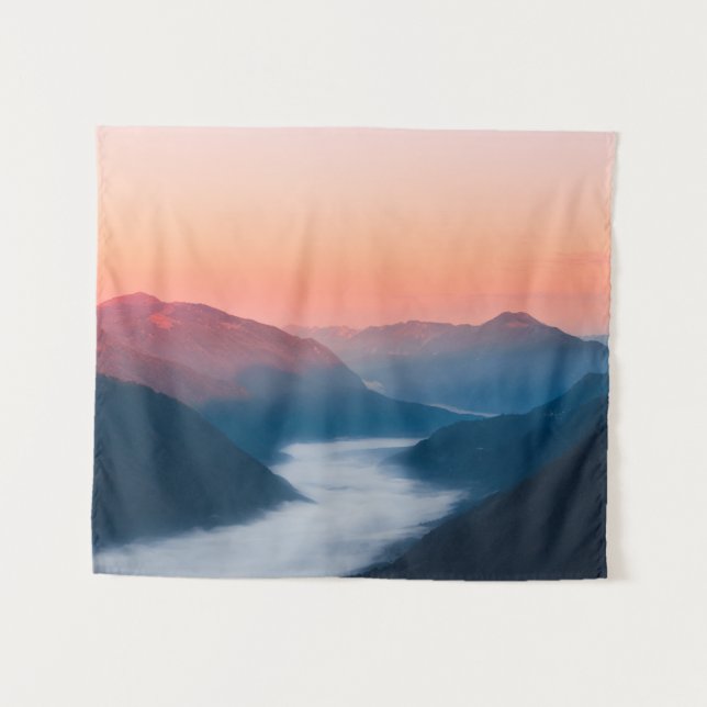 Tapete De Parede Rio Foggy Soča ao nascer do sol (Frente (Horizontal))