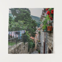 Rua estreita de pedra em Dubrovnik