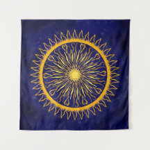 Sun Mandala Dourado Laranja no Azul Celestial