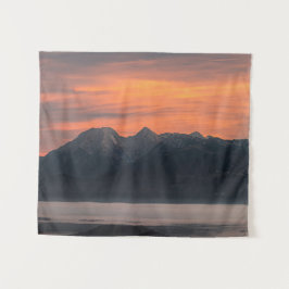 Tapete De Parede Sunrise atrás das majestosas montanhas