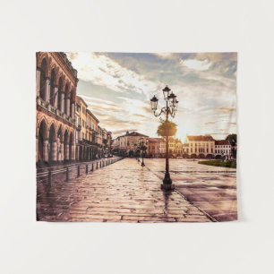 Tapete De Parede Sunset over quadrado em Padova, Itália