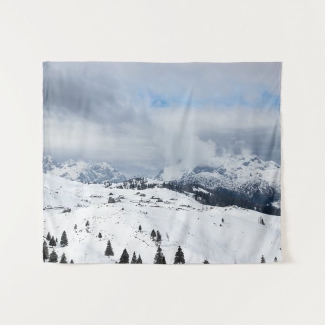 Tapete De Parede Terra maravilhosa do inverno em Velika Planina, Es (Frente (Horizontal))