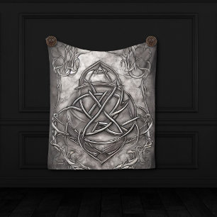 Tapete De Parede Triquetra Trinity Knot Silvery Pewter Faux Metal