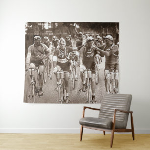 TAPETE DE PAREDE UM RETRATO ÍNTIMO DO TOUR DE FRANCE DOS ANOS 1920 