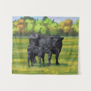 Tapete De Parede Vaca Negra e Vitelo Fresco na Pastagem de Verão