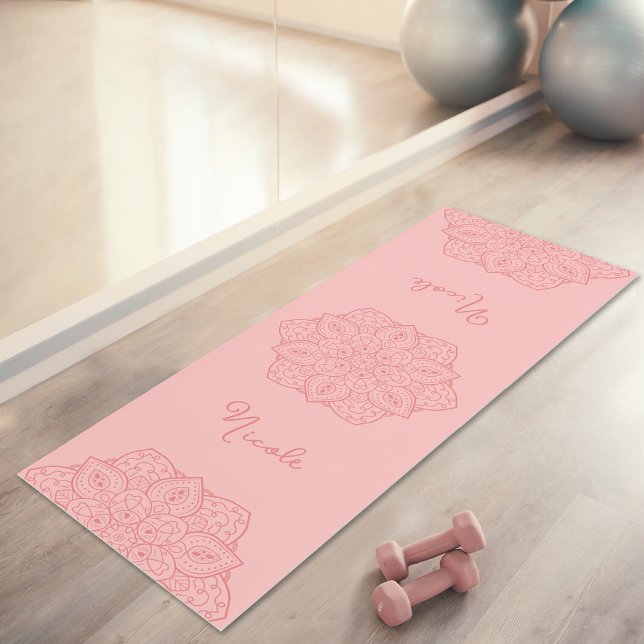 Tapete De Yoga Coral Pink Beautiful Mandala With Custom Name (Disclaimer: This image is a digital mockup.)