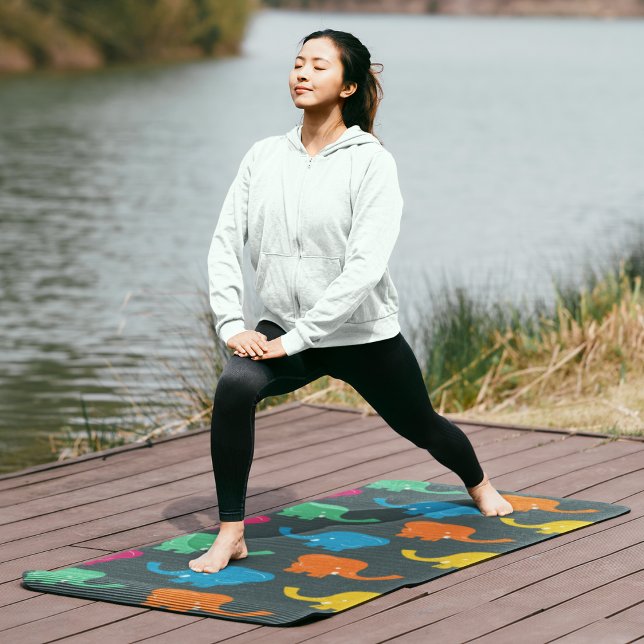 Tapete De Yoga elefantes coloridos (Criador carregado)