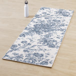 Tapete De Yoga Elegante Vintage Francês Gravado Floral Toile-Blue<br><div class="desc">Padrão de madeira elegante e ornamentado, azul e branco, toile de jouy, com flores exóticas, vinhas e folhagem entrelaçadas com glândulas e cestos de rosas. Este padrão foi adaptado de um fragmento histórico têxtil francês cerca de 1910 na coleção Smithsonian. O padrão é de alta resolução, mas não pode ser...</div>