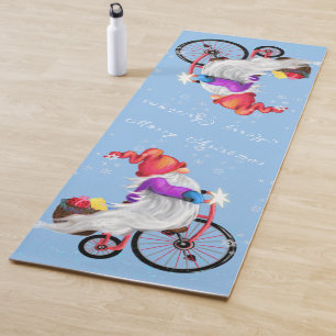 Tapete De Yoga Feliz Natal - Gnomo Engraçado com Bicicleta e Pre