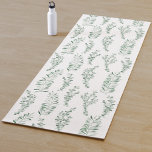 Tapete De Yoga Folhas de Cores Aquáticas Botânicas<br><div class="desc">Folhas de eucalipto verde e aquarela,  modernas,  verdes e brancas,  e design verde para um aspecto limpo e fresco. Arte original de Nic Squirrell.</div>