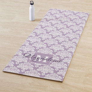 Tapete De Yoga Lacy White Damask on Lavanda Monogramed
