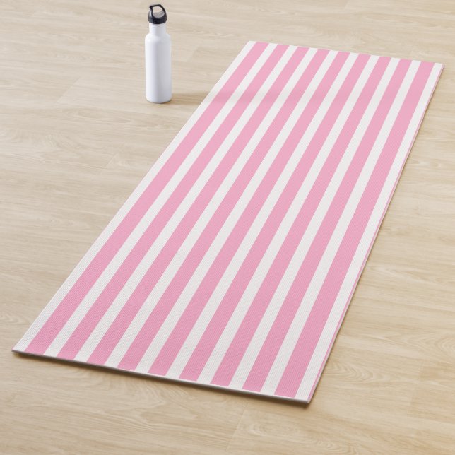 Tapete De Yoga Lavender pink Vertical Stripped Yoga Mat (In Situ)