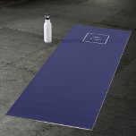 Tapete De Yoga Marinho azul business logo studio<br><div class="desc">Um clássico fundo azul marinho eterno. Personalize e adicione o logotipo da sua própria empresa. Traseira: sem design ou cor.</div>