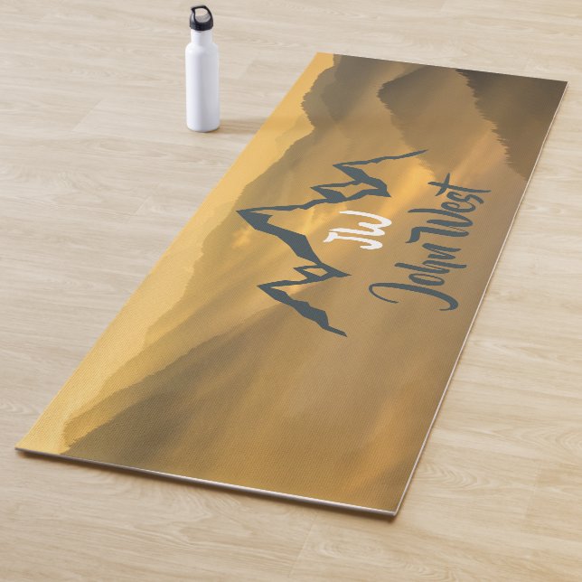 Tapete De Yoga monograma de montanhas personalizável do nascer do (In Situ)