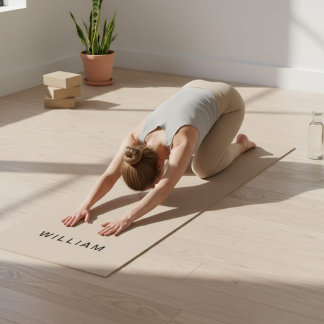Tapete De Yoga Nome personalizado do bege e monograma Yoga Mat