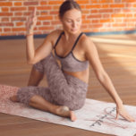 Tapete De Yoga Ombre - Rosa de mármore personalizado com brilho D<br><div class="desc">Este design pode ser personalizado na área fornecida pela alteração da foto e/ou do texto. Ou pode ser personalizado escolhendo o clique para personalizar outra opção e excluir ou alterar a cor do plano de fundo, adicionar texto, alterar a cor ou o estilo do texto ou excluir o texto de...</div>