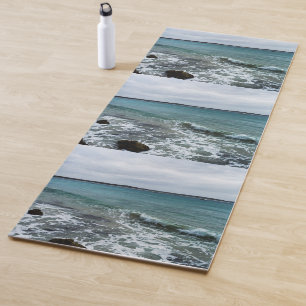 Tapete De Yoga Ondas E Barcos De Pesca No Oceano,
