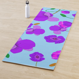 Tapete De Yoga Papaver Poppy Lilac sobre fundo azul pálido