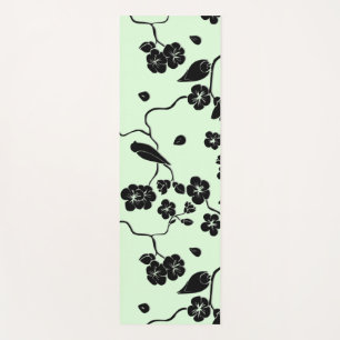 Tapete De Yoga Pássaros com flores de cereja pretas em verde-mint