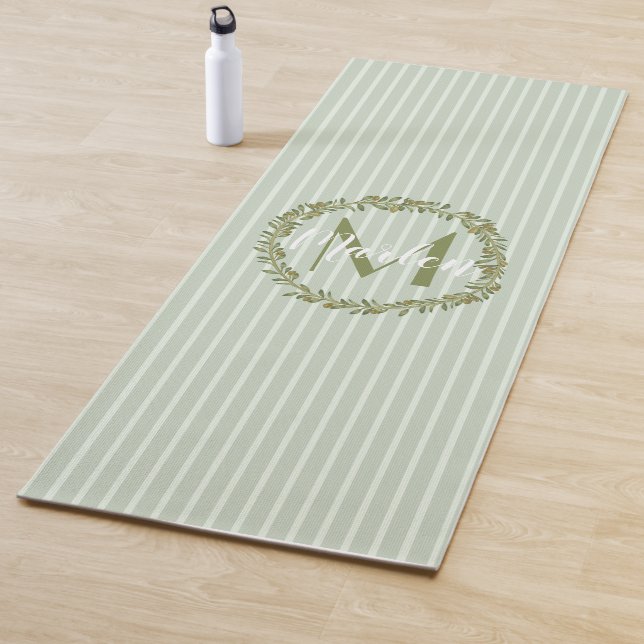 Tapete De Yoga Personalized Olive Wreath Monogram  (In Situ)