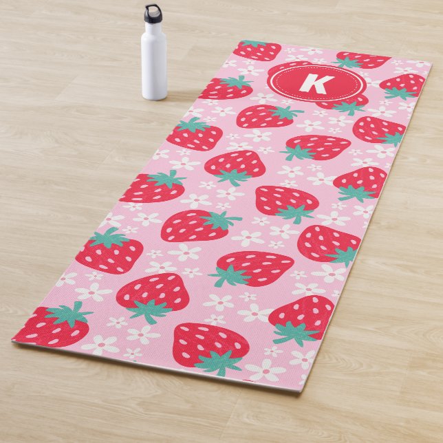 Tapete De Yoga Pink Red Strawberries Floral  Pattern Monogram (In Situ)