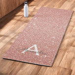 Tapete De Yoga Rosa rosa rosa Dourada Glitter & Sparkle Mat Yoga<br><div class="desc">Rosa rosa rosa Dourada Faux Glitter e Yoga Mat da Garota Elegante Esparsa. Esta Matriz de Exercício Girly Yoga pode ser personalizada para incluir seu nome inicial e nome próprio. Entre em contato com o designer para obter itens correspondentes.</div>