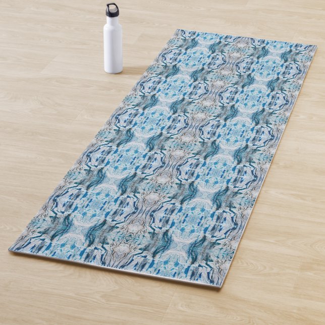 Tapete De Yoga Serene symmetric ice blue abstract pattern (In Situ)
