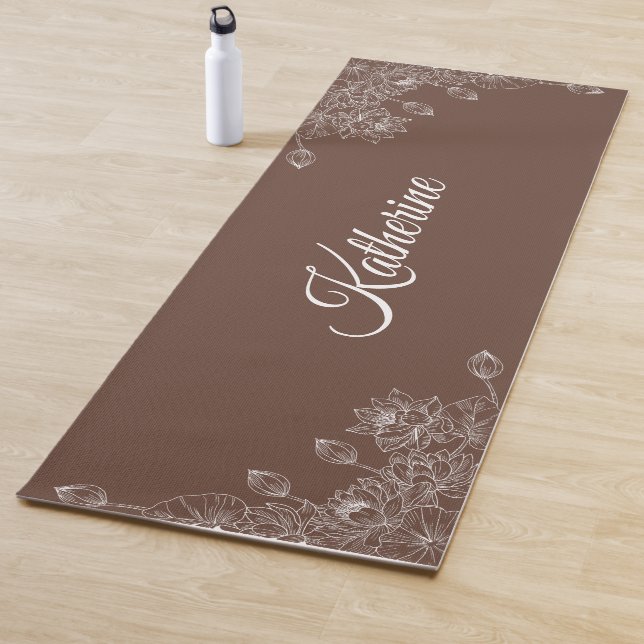 Tapete De Yoga Simple Modern Floral Script Name Brown Lotus  (In Situ)