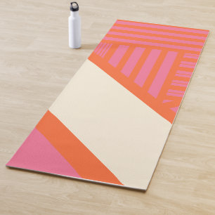 Tapete De Yoga Triângulo Stripes em rosa, laranja e creme