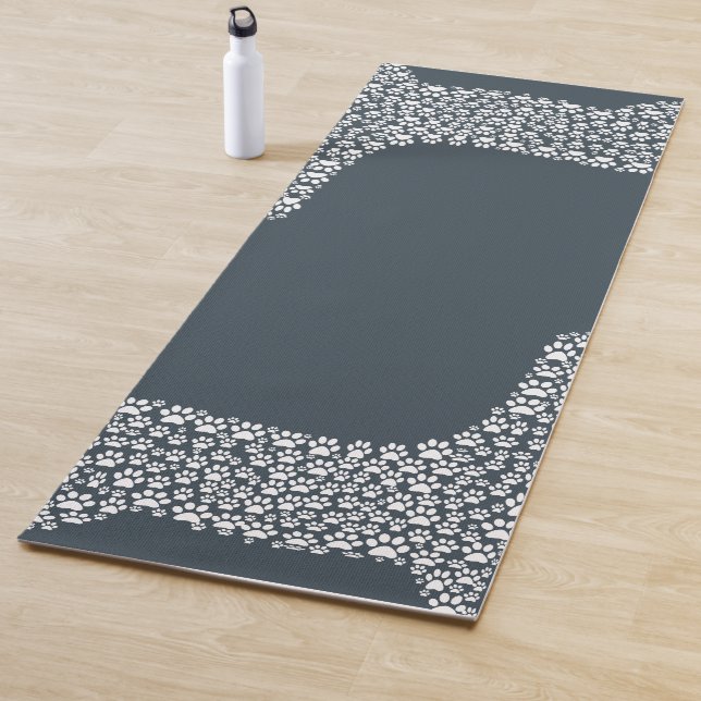Tapete De Yoga White Paw Print Dog Silhouette Pattern Fabric (In Situ)