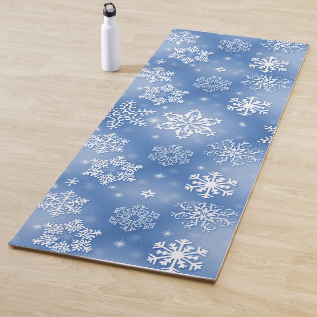 Tapete De Yoga Winter White Snowflakes On Icy Blue (In Situ)