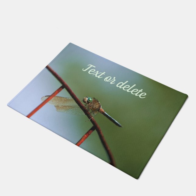 Tapete Dragonfly On Wire Fence Close Personalizado (Inclinado)