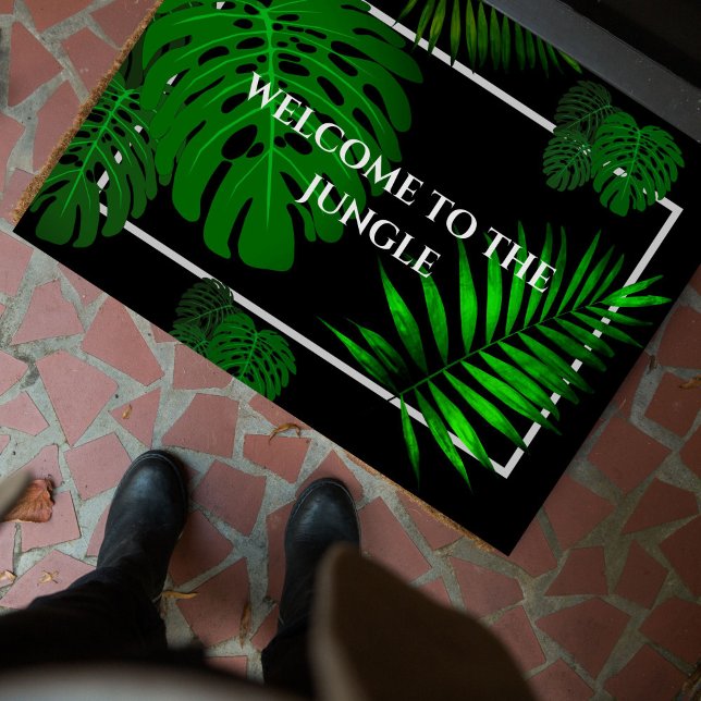 Tapete Engraçado SM "Bem-vindo à Selva" Folhas Tropicais (A funny and modern doormat for your front door! Welcome to the Jungle!)