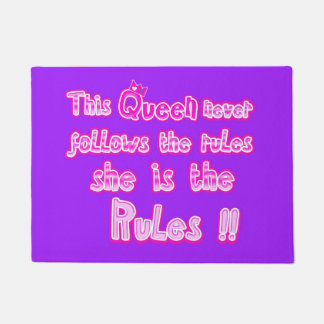 Tapete Esta rainha nunca segue as regras roxas