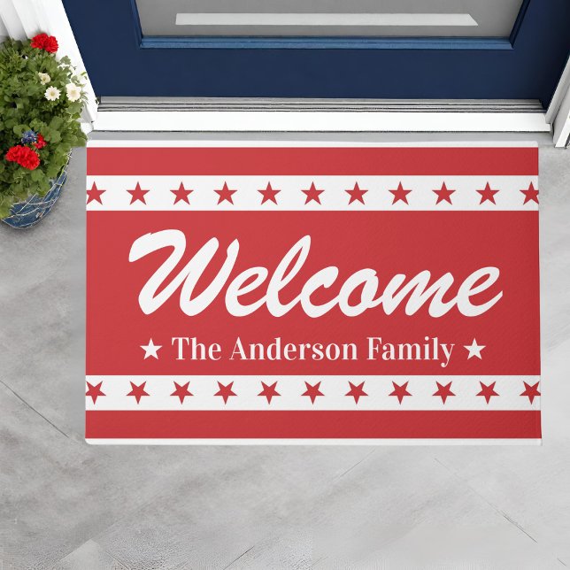 Tapete Estrelas Patriotas Vermelhas e Brancas Nome Person (Red and White Patriotic Stars Custom Name Welcome Doormat. Just add your family name!)