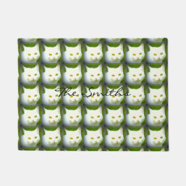 Tapete faces brancas de gato