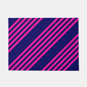 Tapete Fuchsia e padrão de cinco faixas azul marinho