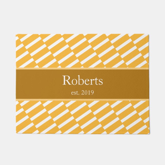Tapete Funky Yellow Pattern Family Name e Year Modern (Frente)