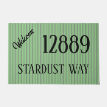 Meu endereço em uma porta verde