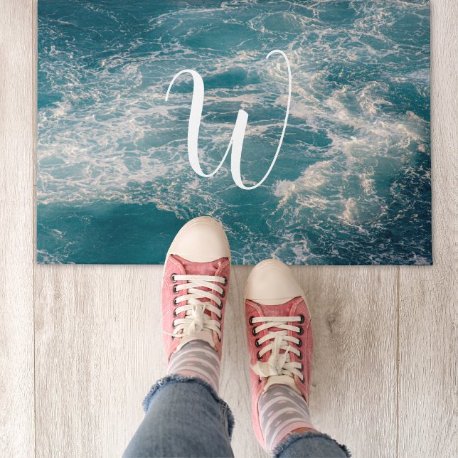 Tapete Monograma da paisagem por ondas brancas Caribes (Caribbean Blue White Waves Seascape Monogram Doormat)