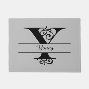 Tapete Monograma Flourish - Letra Y com Nome Doormat