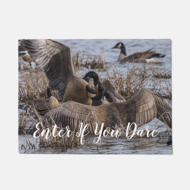 Tapete Não Desejado Aqui Entre Se Você Ousar A Porta (Frente)